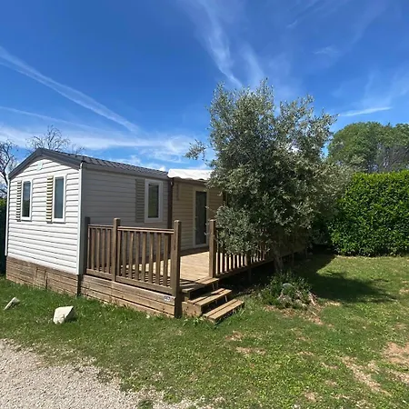 Campsite Les Oliviers Oraison