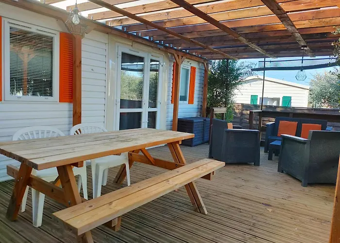 Les Oliviers Campsite Oraison